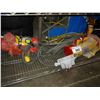 Image 1 : SHELF OF PUMPS