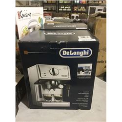 DeLonghi Espresso and Cappuccino Maker 15 Bar