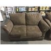 Image 2 : NEW LoveSeat, Sofa and Sofa Chair Set w/ Throw Pillows Lot of 3