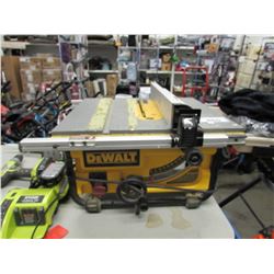 DEWALT 10" 15-AMP TABLESAW MODEL DW745