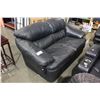 Image 2 : BLACK SOFA AND LOVESEAT SET