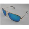Image 2 : PAIR OF AUTHENTIC POLARIZED RAY-BAN SUNGLASSES (RB3543) *SOME CHIPS*
