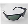 Image 2 : PAIR OF AUTHENTIC RAY-BAN SUNGLASSES (RB4033)