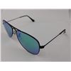 Image 2 : PAIR OF AUTHENTIC CHILD'S RAY-BAN SUNGLASSES (RJ506S) - GREEN
