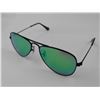 Image 2 : PAIR OF AUTHENTIC CHILD'S RAY-BAN SUNGLASSES (RJ506S) - GREEN