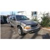 Image 1 : 2004 GMC JIMMY, GREY, GAS, AUTOMATIC, VIN#1GKDT13XX4K126517, TMU *NO KEYS, MUST TOW, NOT