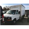 Image 1 : 2004 GMC SAVANA, 2DR CARGO VAN, WHITE, VIN # 1GDJG31U541230325