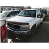 Image 1 : 2005 GMC SIERRA, WHITE, PICKUP, GAS, AUTOMATIC, VIN#1GTEC14V257139199, 285,392KMS, RD,TH,TW,AC, HAS