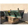 Image 1 : GREEN 8' TRUCK BED SALTER ATTACHMENT