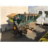 Image 2 : GREEN 8' TRUCK BED SALTER ATTACHMENT