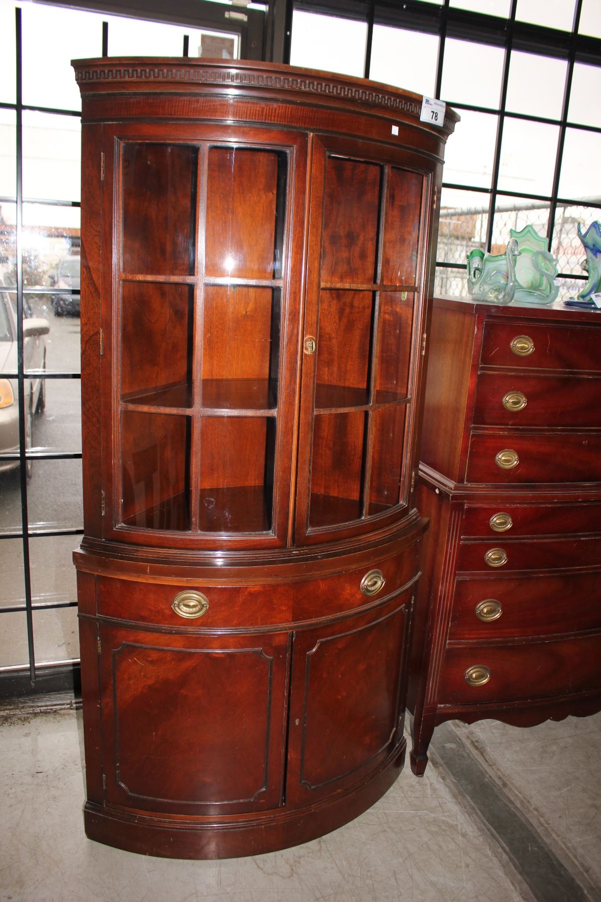 MAHOGANY CURVED FRONT CORNER BY DREXEL