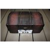Image 2 : TRUNK STYLE JEWELRY BOX WITH CONTENTS