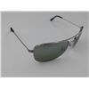 Image 3 : PAIR OF AUTHENTIC POLARIZED RAY-BAN SUNGLASSES (MODEL RB 3323) *SCRATCHES*