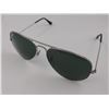 Image 2 : PAIR OF AUTHENTIC RAY-BAN METAL FRAME AVIATOR SUNGLASSES (MODEL RB 3025) *CHIPS*