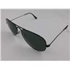 Image 2 : PAIR OF AUTHENTIC RAY-BAN METAL FRAME AVIATOR SUNGLASSES (MODEL RB 3025) *SCRATCHES*