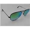 Image 3 : PAIR OF AUTHENTIC RAY-BAN METAL FRAME AVIATOR SUNGLASSES (MODEL RB 3025) *SCRATCHES*
