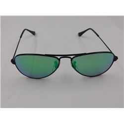 PAIR OF AUTHENTIC RAY-BAN CHILD'S AVIATOR SUNGLASSES (RJ 9506S) *SCRATCHES*