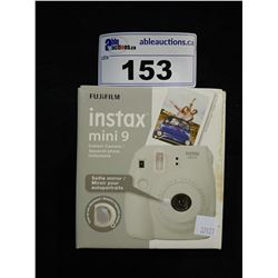 FUJIFILM INSTAX MINI 9 INSTANT CAMERA, SMOKY WHITE