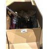 Image 2 : WARDROBE BOX OF ASSORTED CLOTHING