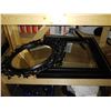 Image 2 : 5 PIECES OF ART AND 2 FRAMED WALL MIRRORS