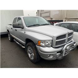 2005 DODGE RAM 1500 CREW CAB, GREY, GAS, 5.7L HEMI MAGNUM, AUTOMATIC, VIN#1D7HU18D45S160100,