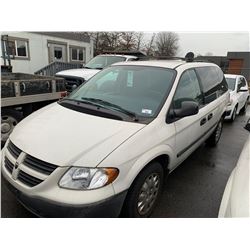 2007 DODGE CARAVAN, WHITE, GAS, AUTOMATIC, VIN#1D4GP21R17B206979, 65,924KMS, RD,CD,PL,AC, DENT