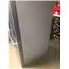 Image 3 : NEW MAYTAG STAINLESS STEEL TRIPLE DOOR FRIDGE MODEL MFB2055FRZ00 (COSMETIC DAMAGE  RIGHT SIDE