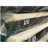 Image 2 : NEW KINGSDOWN 7" QUEEN FOAM MATTRESS