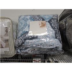 JESSICA SIMPSON QUEEN COMFORTER SET