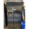 Image 1 : STAINLESS STEEL KITCHENAID FRENCH DOOR REFRIGERATOR WITH WATER + ICE