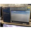 Image 2 : 43" SAMSUNG 4K UHD 6 SERIES SMART TV WITH REMOTE (MODEL UN43NU6900F) *LINES IN SCREEN*