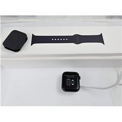 Apple watch series 4 space grey 44mm with black sports band Clearance