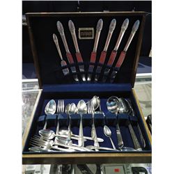 BOX OF SILVERWARE