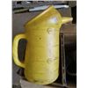 Image 2 : LOT OF MISC AUTOMOTIVE SUPPLIES (OIL FUNNELS, OIL JUGS, USED OIL, ETC)