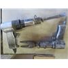 Image 1 : LOT OF MISC TOOLS AND 2 AIR CHISELS