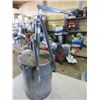 Image 1 : OIL PAIL WITH TRANSFER PUMP