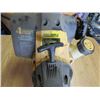 Image 2 : WEED EATER (GAS) *COMES WITH SHOULDER STRAP AND SPARE REELS*