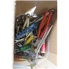 Image 1 : LOT OF MISC TOOLS