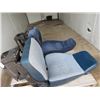 Image 1 : LOT OF 2 SEMI TRUCK SEATS
