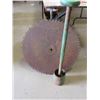 Image 1 : WOOD SAW BLADE WITH BRACKET ASSEMBLY (BLADE SHARPENED AND MANDREL) *27" BLADE DIAMETER*