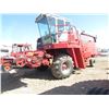 Image 2 : COMBINE SP MASSEY (850) *2800 HRS* (ALWAYS SHEDDED)