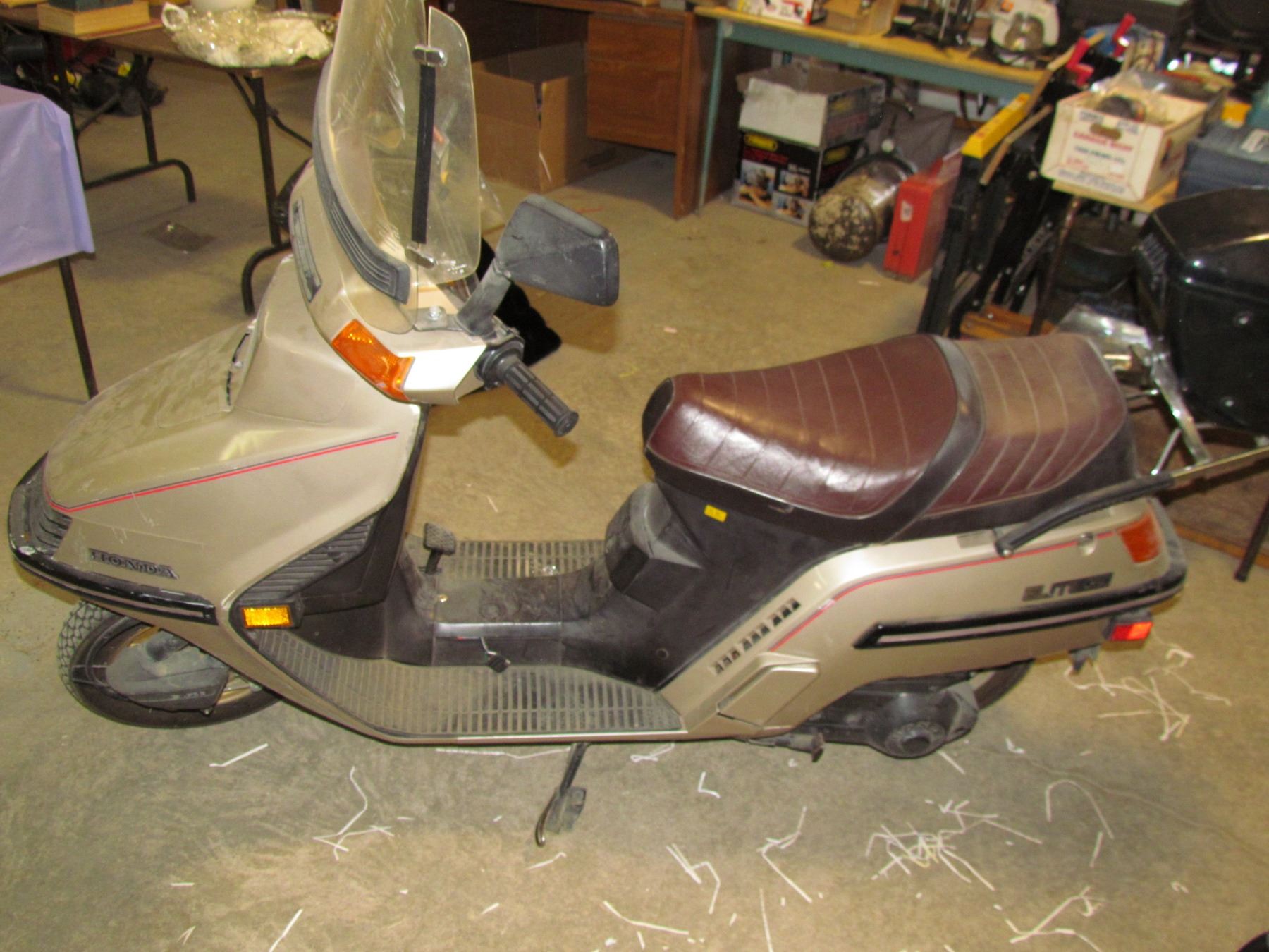 1985 Honda Elite 250CC Scooter Schmalz Auctions