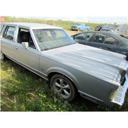 1989 Lincoln Towncar (grey)