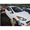 Image 2 : 2011 Mazda 2 (white)