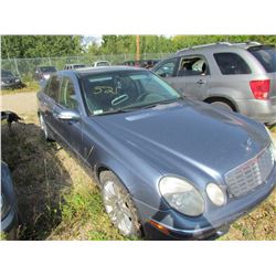 2003 Mercedes E320W (blue)