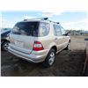 Image 3 : 2002 MERCEDES ML320 (GOLD)