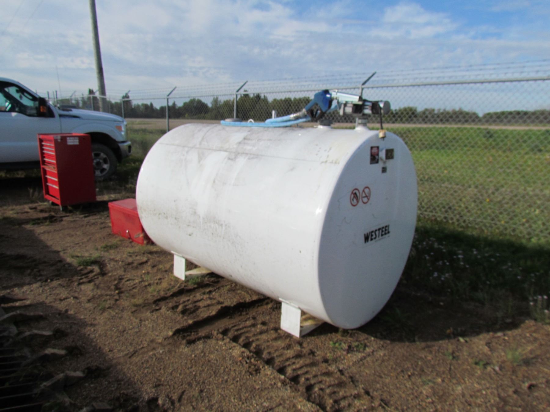 300 GALLON "WESTEEL" FUEL TANK