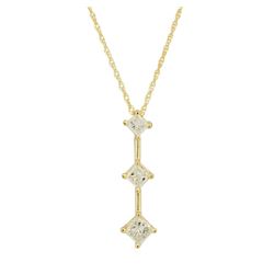 0.5 ctw Diamond Pendant With Chain - 14KT Yellow Gold