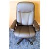 Image 1 : Ekornes Luxury Brown Leather Rolling Office Chair