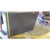 Image 10 : Extra-Large Square Planter Box 47" x 47" x 36"H